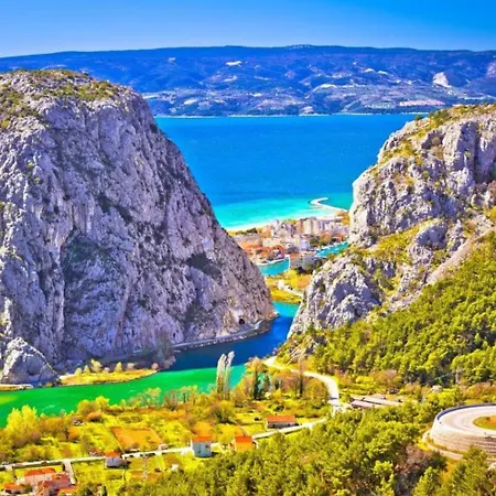 Blue Escape Апартаменты *